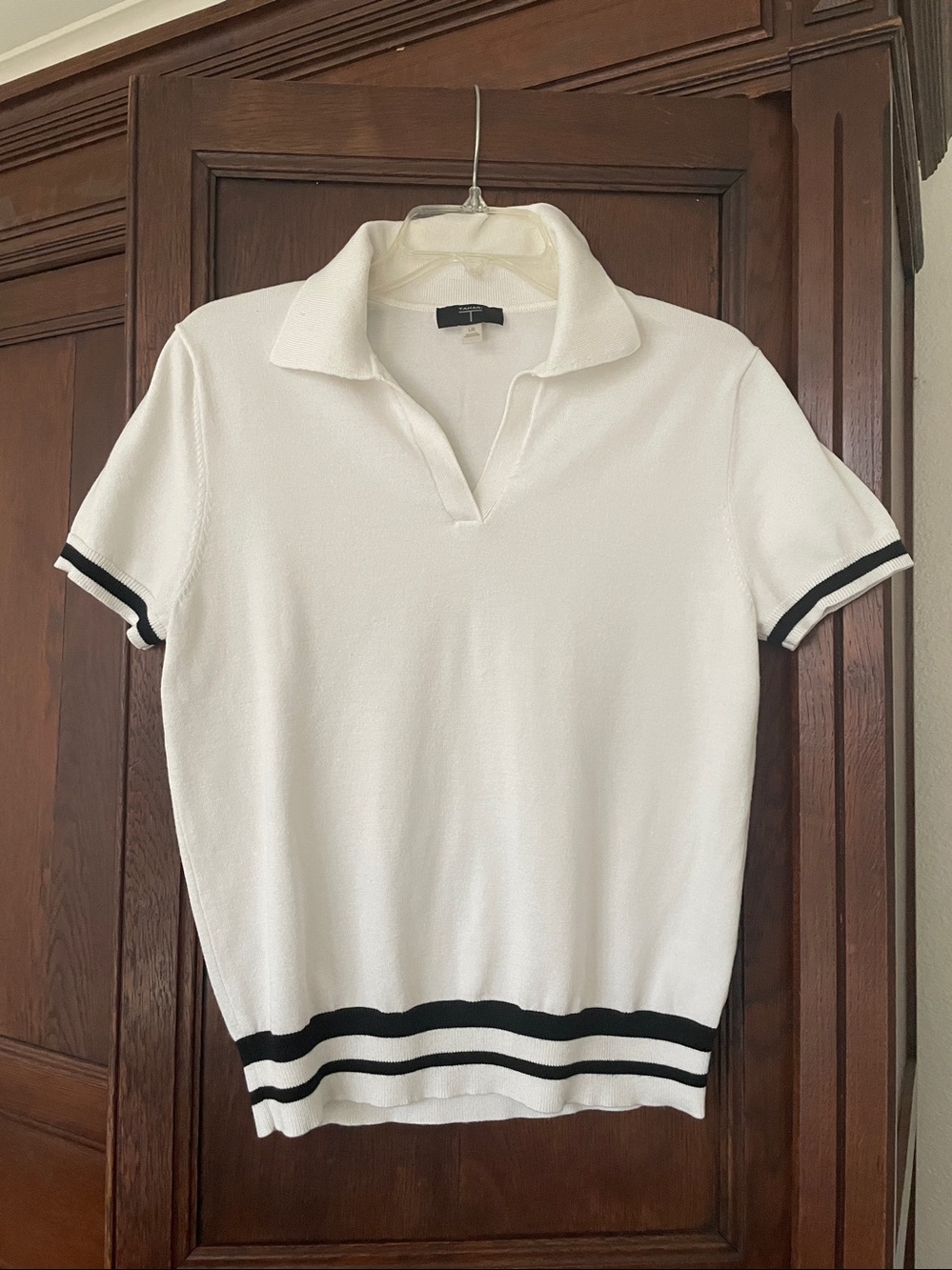 TAHARI White/Black Knit Polo Short Sleeve Knit Sweater Top